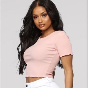• FASHION NOVA striped (ref&white) tee